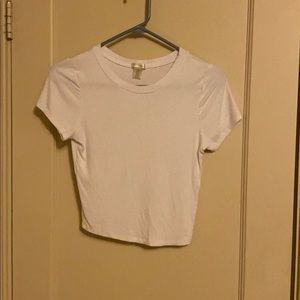 Soft white crop top super flattering!